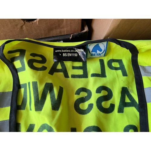 773 - XL HyViz horse reflective bib. Please pass wide and slow