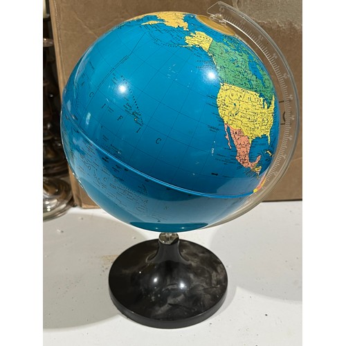 789 - Globe by House Martin Italy 1:64,000,000