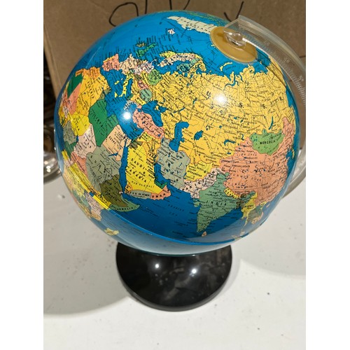 789 - Globe by House Martin Italy 1:64,000,000