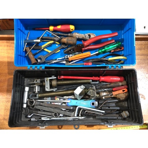 817 - Tool box full of tools