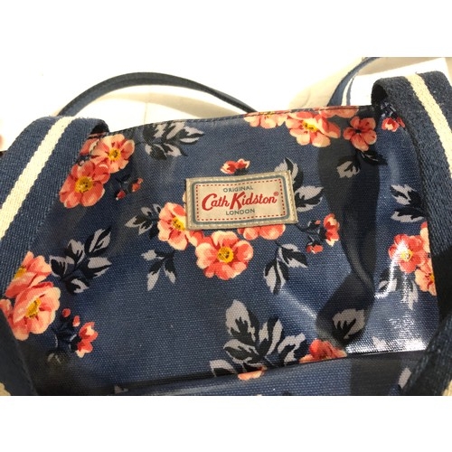 860 - Kath Kidston Bag and matching purse