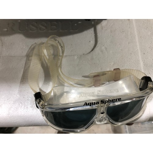 862 - Adult Aqua Sphere swimming goggles