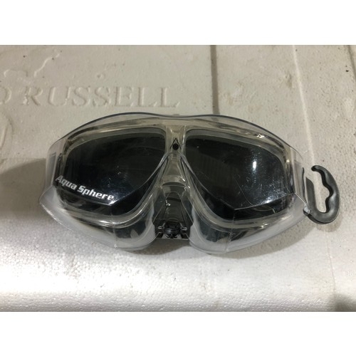 862 - Adult Aqua Sphere swimming goggles