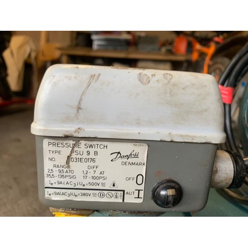 908 - 3 Phase 150 PSI Motivair Air Compressor 415 volts