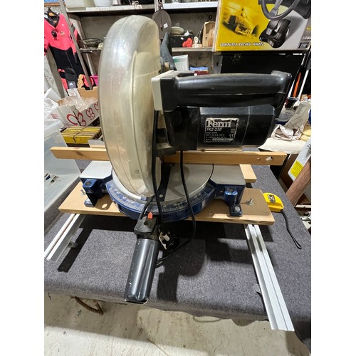 958 - Ferm FKZ-250 chop saw