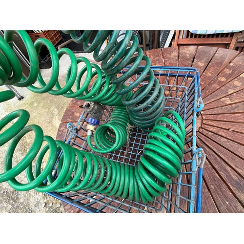 1038 - Quantity of Coiled plastic Water pipe