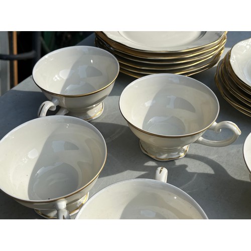 1052 - Porsgrund Norwegian china tea service. gold edge on ivory white