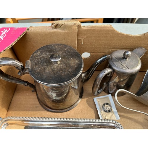 1083 - Elecro-plated silverware including a nice Walker & Hall ink stand and Christopher Dresser style jugs... 