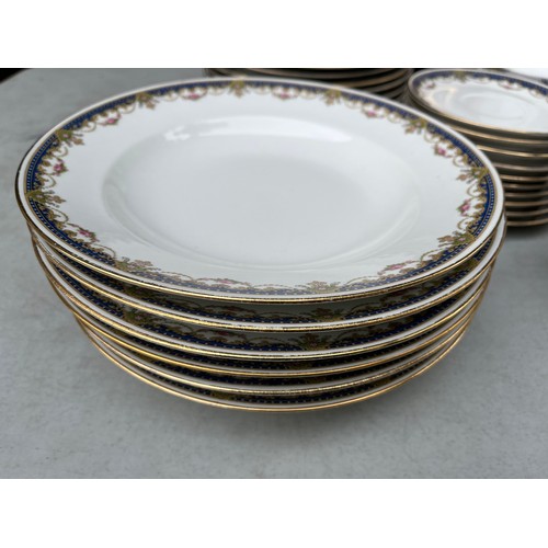 1099 - Large Limoges France dinner service from Maison Ritzen Soeups, Bruxelles