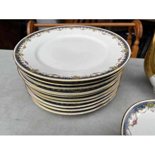 1099 - Large Limoges France dinner service from Maison Ritzen Soeups, Bruxelles