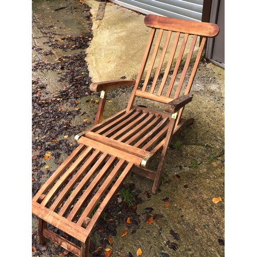 1118 - Teak folding garden steamer chair with cushon cover