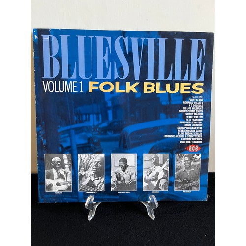 32 - Bluesville Volume 1 Folk Blues. CH 247