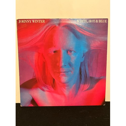 266 - Johnny Winter, white hot and blue SKY82963.