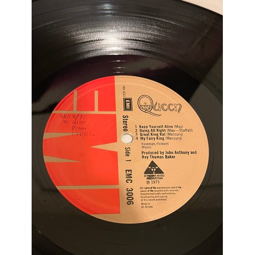 287 - Queen, EMC 3006,