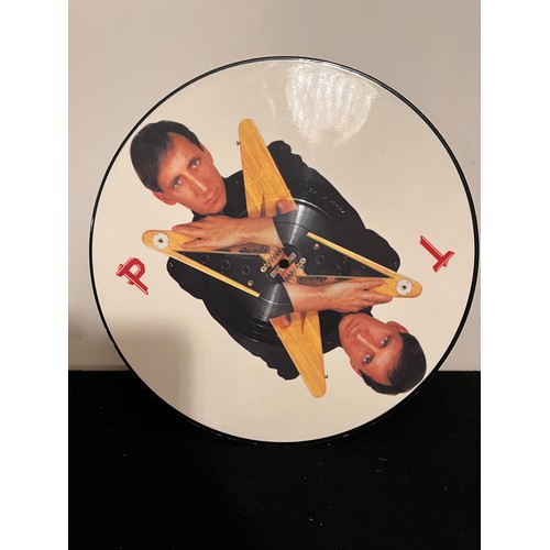 297 - Pete Townshend uniforms dance it away picture disc K11751PT