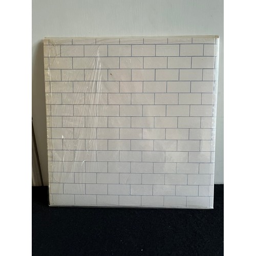 386 - Pink Floyd. The wall  SHSP 4112.