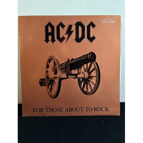 394 - AC/DC. For those about to rock. K50851.