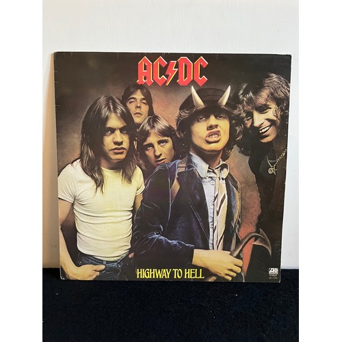 396 - AC/DC. Highway To Hell. K50628,