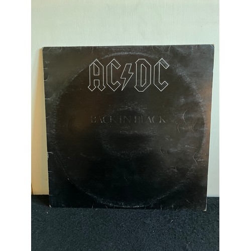 398 - AC/DC. Back in black. K50735,