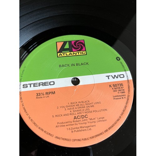 398 - AC/DC. Back in black. K50735,