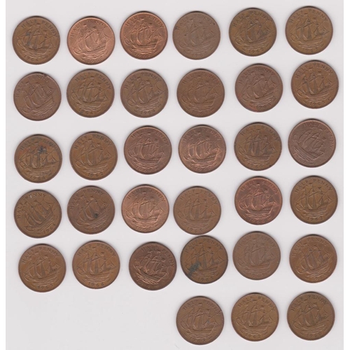 82 - A collection of Old Half Penny pieces