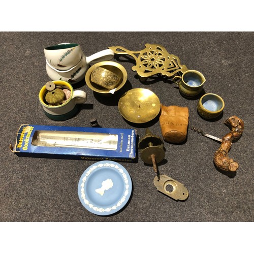 99 - Misc collectables including a nice brass finial, Irish wade, cork screw and Denby