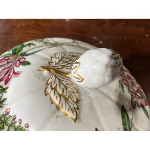 194 - Large Spode Stafford Flowers Vegetable Tureen