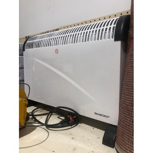 560 - Electric heater