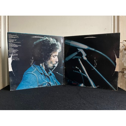 519 - More Bob Dylan, greatest hits. CBS,S67239