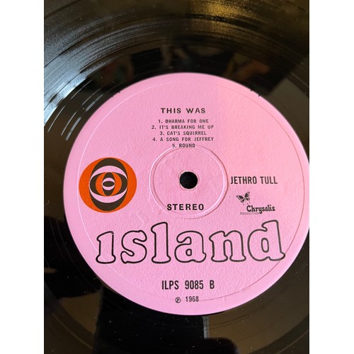 542 - Jethro Tull. This was. Island records, ILPS9085