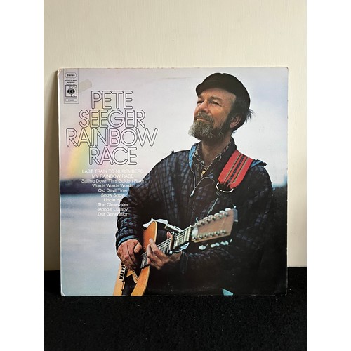 559 - Pete Seeger. Rainbow race. CBS64445,