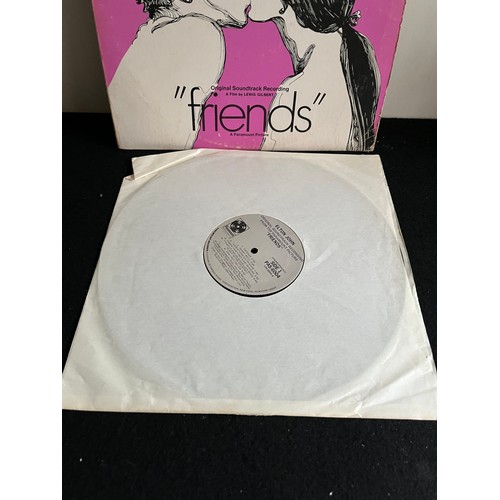 562 - Elton John. Friends, PAS6004