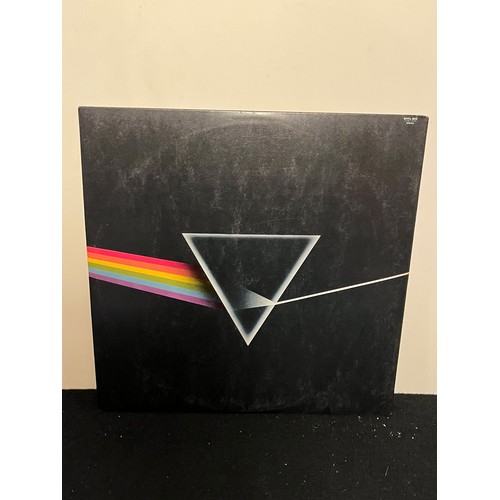 568 - Pink Floyd. The dark side of the moon  SHVL804 Near mint  includes poster and card