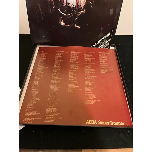 635 - ABBA. Super trouper boxed collection all mint LP poster booklet. Epic records, stereo, EPC 10022