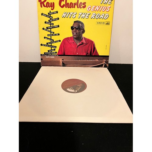 639 - Ray Charles The genius hits the road. Mono HMV. CLP1387