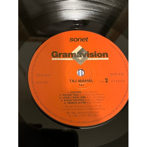 384 - Taj Mahal. Sonet records, SNTF975, stereo