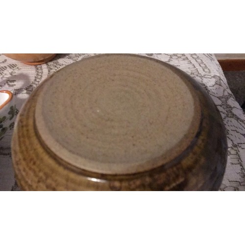 6 - Three pottery items, including Italian