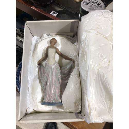 73 - Lladro Dancer lady figurine. Boxed