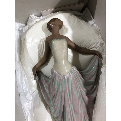 73 - Lladro Dancer lady figurine. Boxed