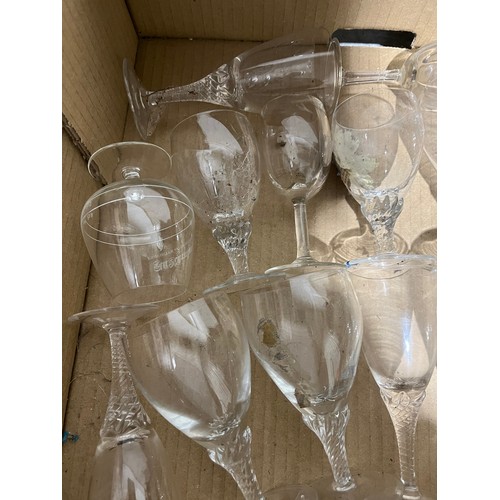 99 - Box of stem glassware