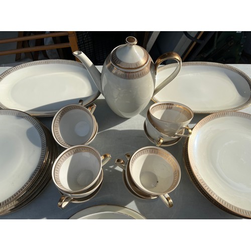 140 - Comprehensive Baverian dinner service by Winterling