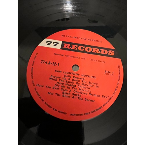 Sam lightnin’ Hopkins. The rooster crowed in England. M+/Vg 77 LA 121