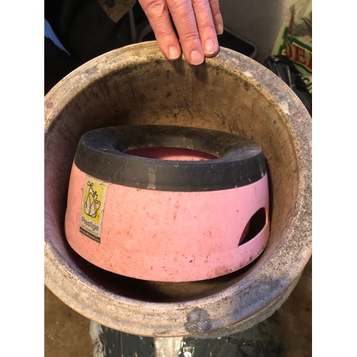 20 - Large, glazed flowerpot and a dog bowl