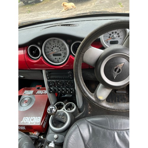 63 - Mini Cooper, 2004, red convertible. Sorn at present, V5 and services history, requires brakes and di... 