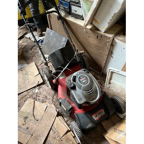 174 - Efco LR55 lawnmower with Briggs and Stratton petrol engine. Start to recoil not working. For repair