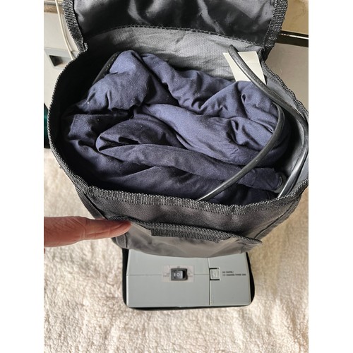 262 - 12 volt car or camping electric heated blanket with plug and power pack