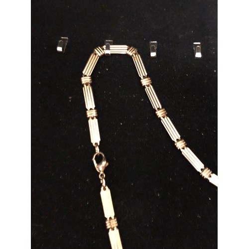 395 - Gold plated chain necklace 23