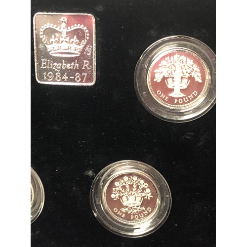 418 - 1984 to 1987 silver proof boxed piedfort. £1 coin set with certificate