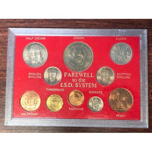 421 - 1965, farewell to the pounds shillings and pence system. Box set