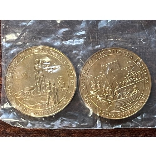 458 - 350th anniversary of the sailing of the pilgrim fathers medallions, Boston and Southampton 1620 to 1... 